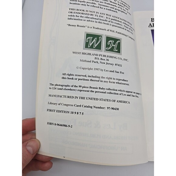 The Beannie Baby Handbooks 1997 1st Edition, 1998, Fall 1998 Special Edition - Picture 6 of 8